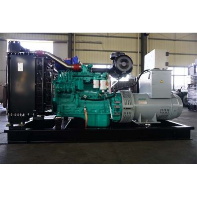 100kw東風(fēng)康明斯柴油發(fā)電機(jī)組-東風(fēng)康明斯6缸柴油機(jī)6BTAA5.9-G2柴油發(fā)電機(jī)組,缸徑/行程：102/120mm,柴油發(fā)電機(jī)組水冷發(fā)動(dòng)機(jī)功率120KW,柴油發(fā)電機(jī)組配套馬拉松斯坦福發(fā)電機(jī)。廠價(jià)直銷(xiāo)歡迎選購(gòu)：13773399855。
