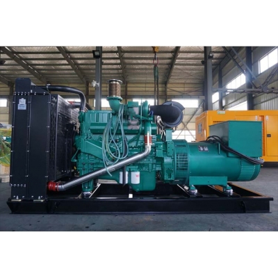 300kw玉柴柴油發電機組-玉柴6缸柴油機YC6MJ500L-D21柴油發電機組,缸徑/行程：131/145mm,柴油發電機組水冷發動機功率367kW,柴油發電機組配套馬拉松斯坦福發電機。廠價直銷歡迎選購：13773399855。