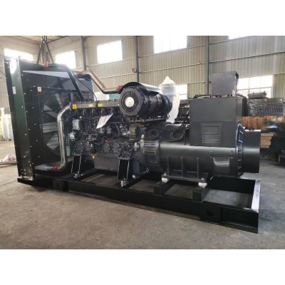 900kw上柴股份柴油發(fā)電機(jī)組-上柴動(dòng)力6缸柴油機(jī)6KTAA25-G320柴油發(fā)電機(jī)組,缸徑/行程：170/185mm,柴油發(fā)電機(jī)組水冷發(fā)動(dòng)機(jī)功率902KW,柴油發(fā)電機(jī)組配套馬拉松斯坦福發(fā)電機(jī)。廠價(jià)直銷歡迎選購：13773399855。